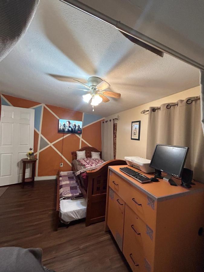 Bonne Nuit Weeki Wachee Villa Екстериор снимка